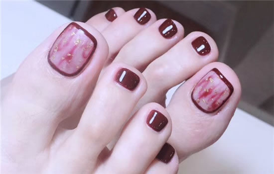 44 Amazing Toe Nail Colors To Choose In 2019
