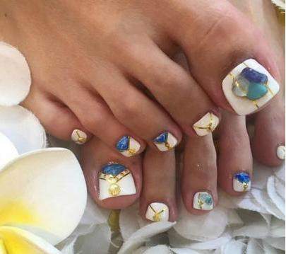 44 Amazing Toe Nail Colors To Choose In 2019